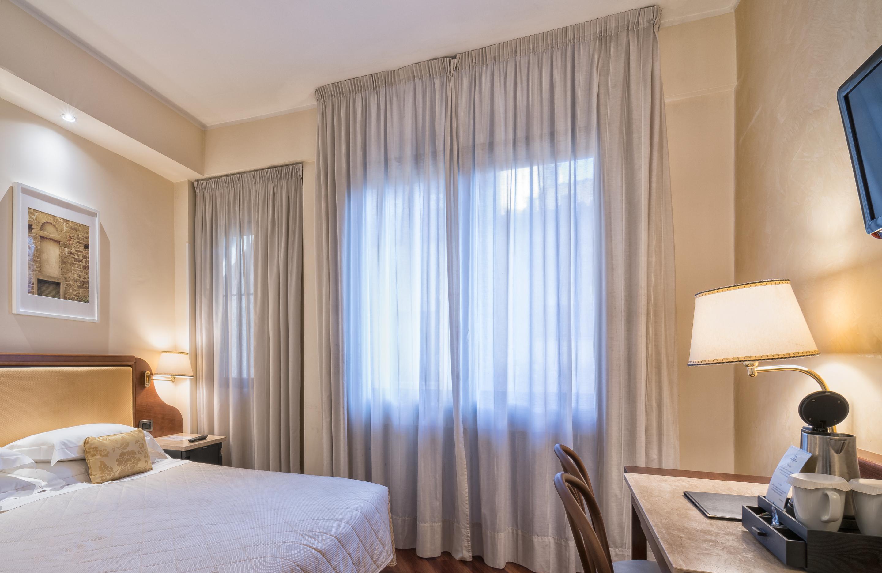 B&B Hotel Firenze Pitti Palace al Ponte Vecchio Esterno foto