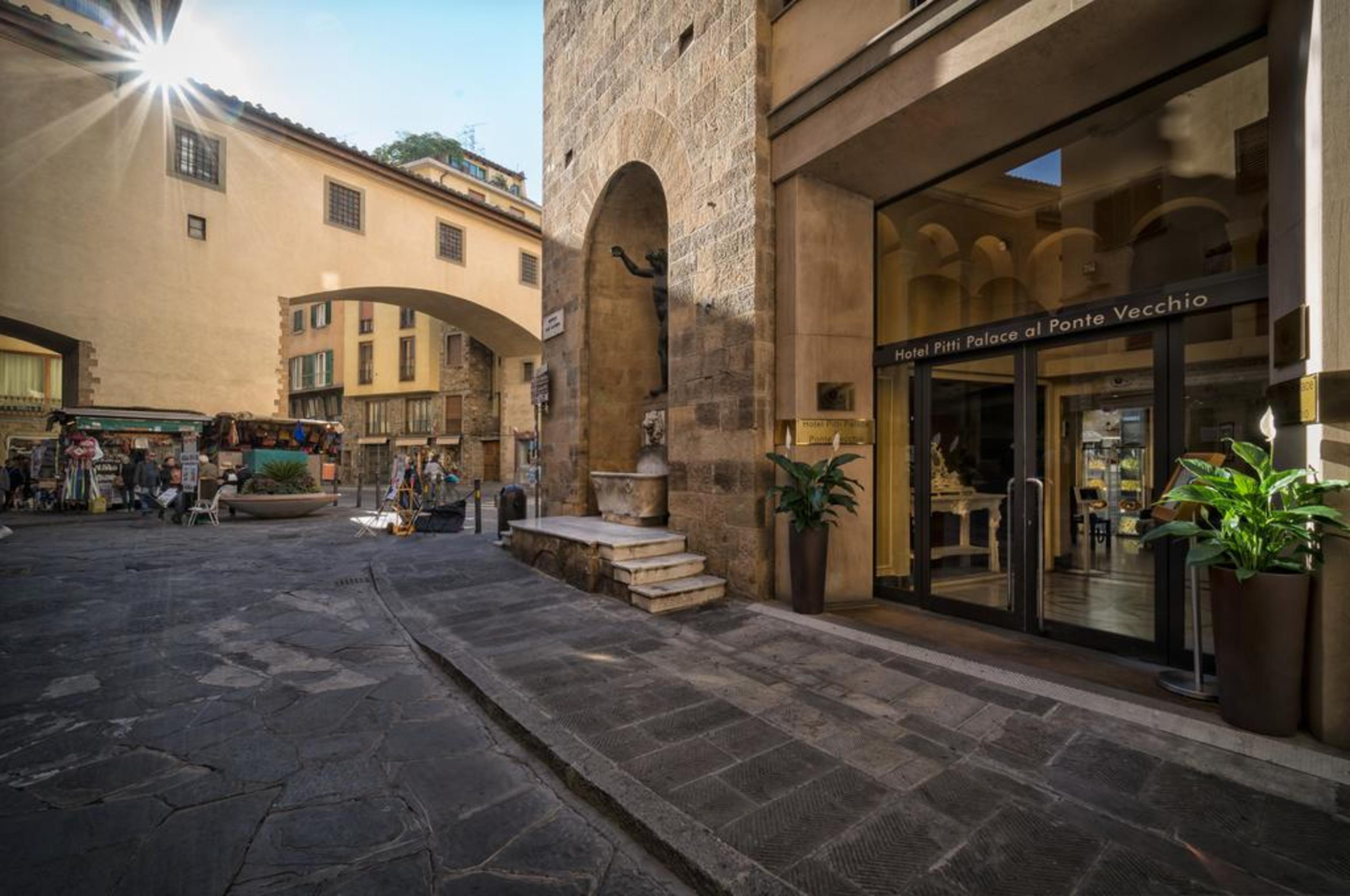 B&B Hotel Firenze Pitti Palace al Ponte Vecchio Esterno foto